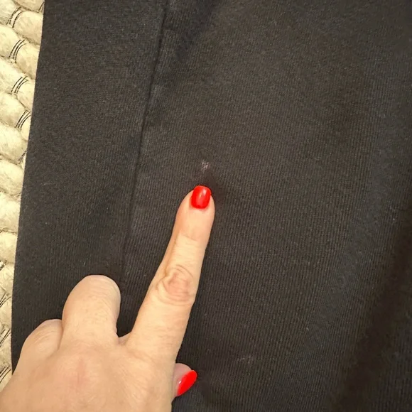 JOAH BROWN Turtleneck Sweatshirt - Picture 5 of 6